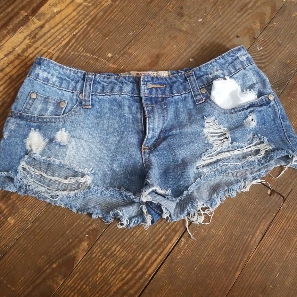 Highway jean shorts